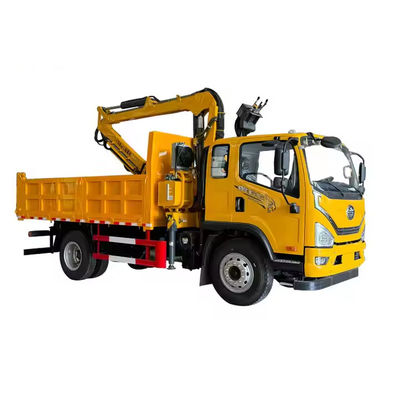 XDEM Hydraulische Holzgreifmaschine LKW für effiziente Holzbearbeitung montiert